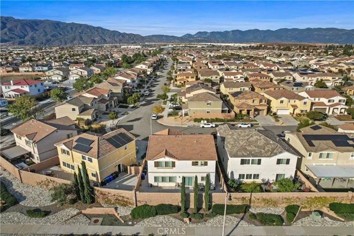 16731 Kalmia Lane, Fontana, California 92336