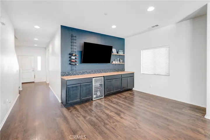 16731 Kalmia Lane, Fontana, California 92336