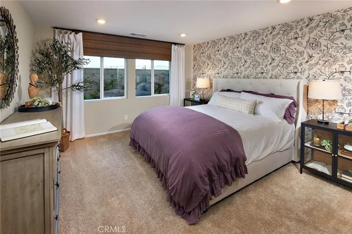 28345 Cats Claw Drive, Winchester, California 92596