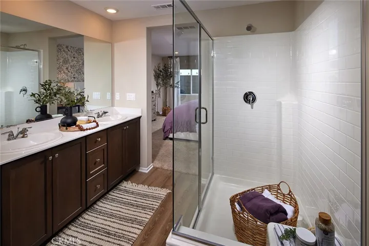 28345 Cats Claw Drive, Winchester, California 92596
