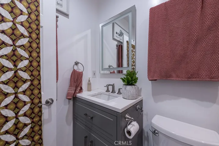 6547 Riverton Avenue, North Hollywood, California 91606