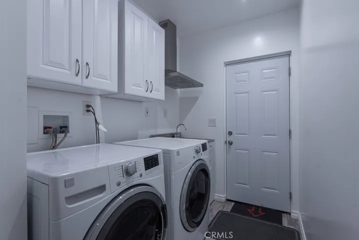 6547 Riverton Avenue, North Hollywood, California 91606