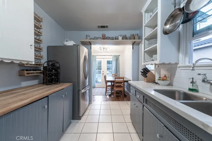 6547 Riverton Avenue, North Hollywood, California 91606
