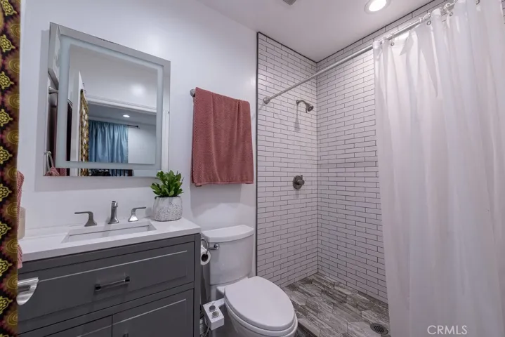 6547 Riverton Avenue, North Hollywood, California 91606