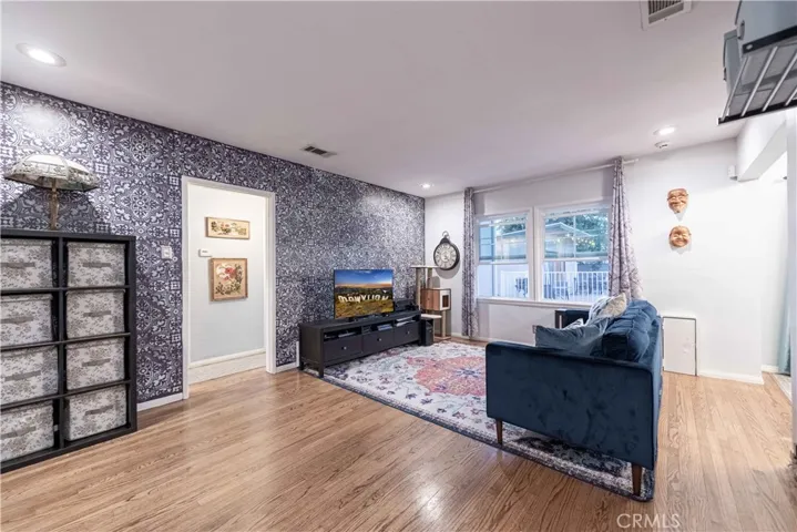 6547 Riverton Avenue, North Hollywood, California 91606
