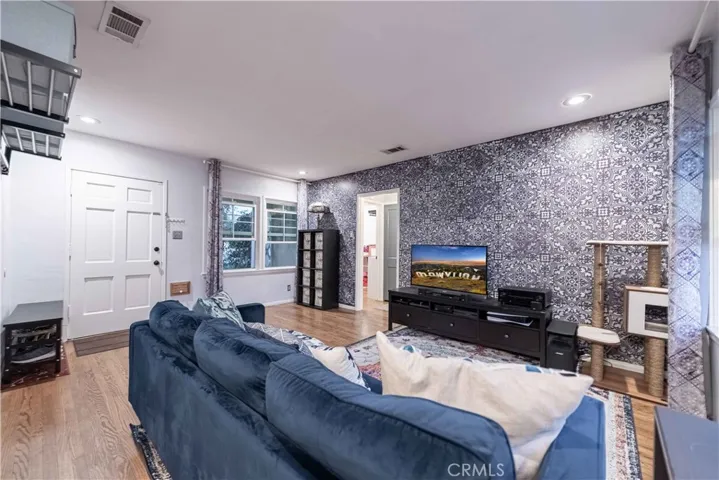 6547 Riverton Avenue, North Hollywood, California 91606