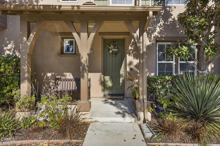4-web-or-mls-UpmarketMedia_319Feather119