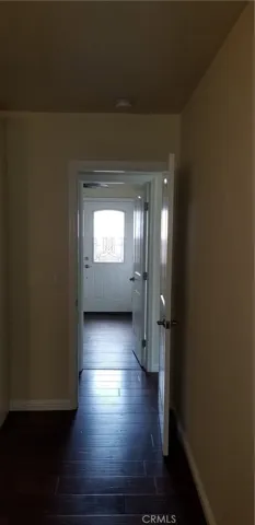 "office/den" w/private entrance across from MBR