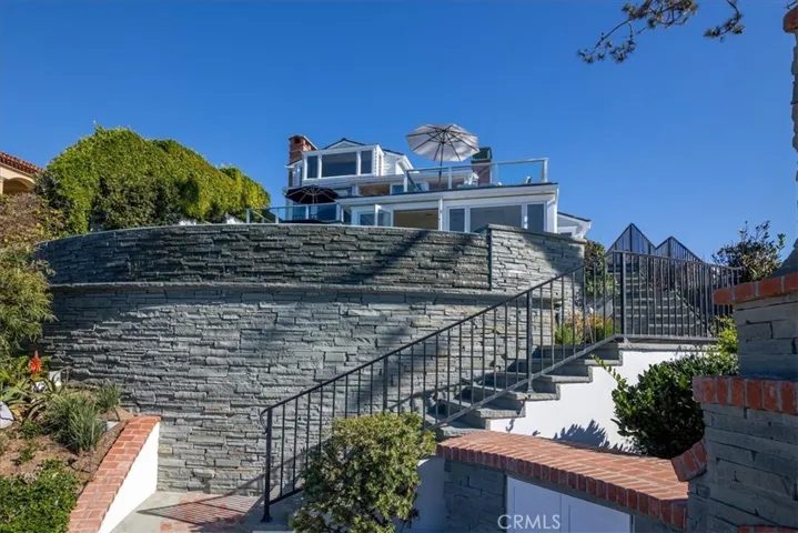 50 N La Senda Drive, Laguna Beach, California 92651