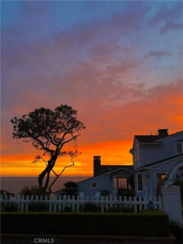 50 N La Senda Drive, Laguna Beach, California 92651