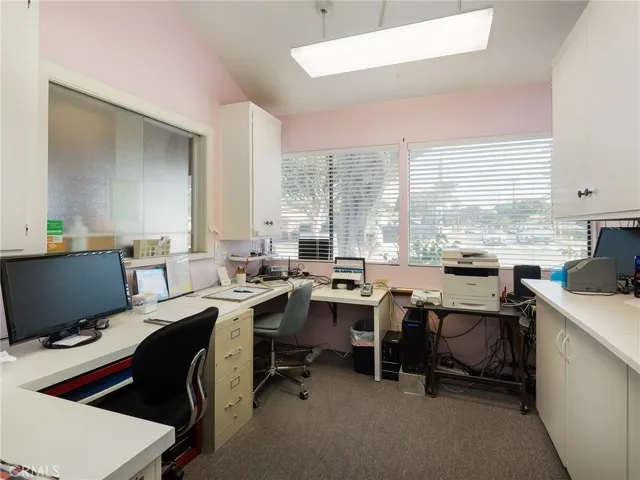 4385 Overland Avenue, Culver City, California 90230
