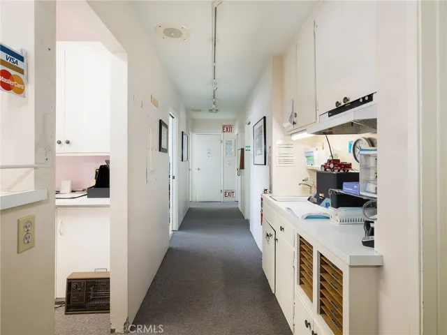 4385 Overland Avenue, Culver City, California 90230