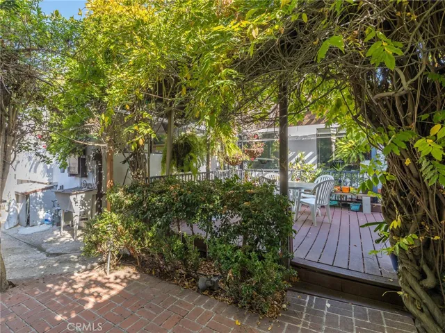 4385 Overland Avenue, Culver City, California 90230