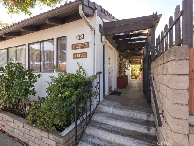 4385 Overland Avenue, Culver City, California 90230