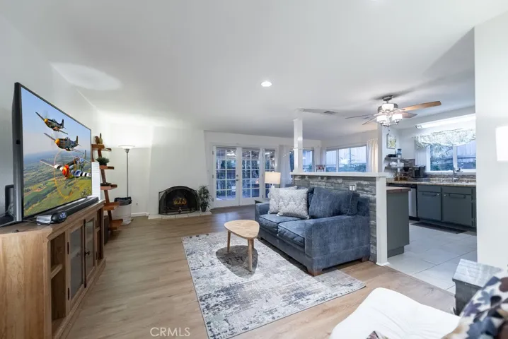 30341 Honeysuckle Hill Drive, Canyon Country, California 91387