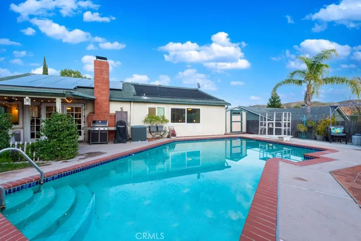 30341 Honeysuckle Hill Drive, Canyon Country, California 91387