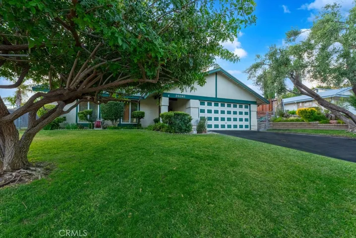 30341 Honeysuckle Hill Drive, Canyon Country, California 91387