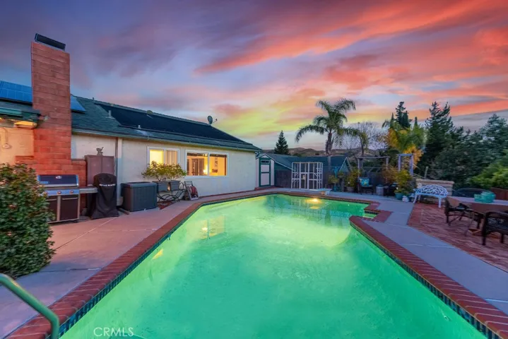 30341 Honeysuckle Hill Drive, Canyon Country, California 91387