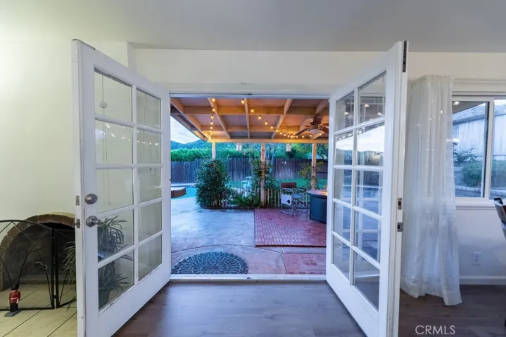 30341 Honeysuckle Hill Drive, Canyon Country, California 91387