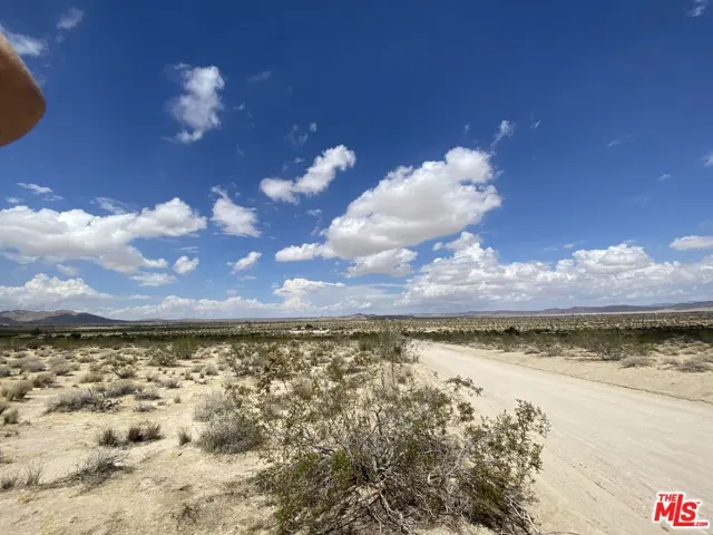 6700 California Avenue, Joshua Tree, California 92252