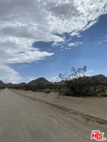 6700 California Avenue, Joshua Tree, California 92252