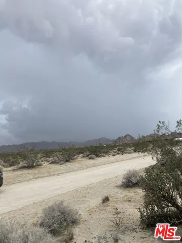 6700 California Avenue, Joshua Tree, California 92252