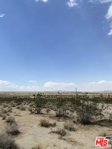6700 California Avenue, Joshua Tree, California 92252
