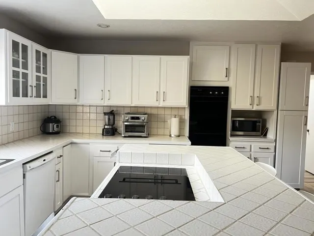 10295 Scenic Boulevard, Cupertino, California 95014
