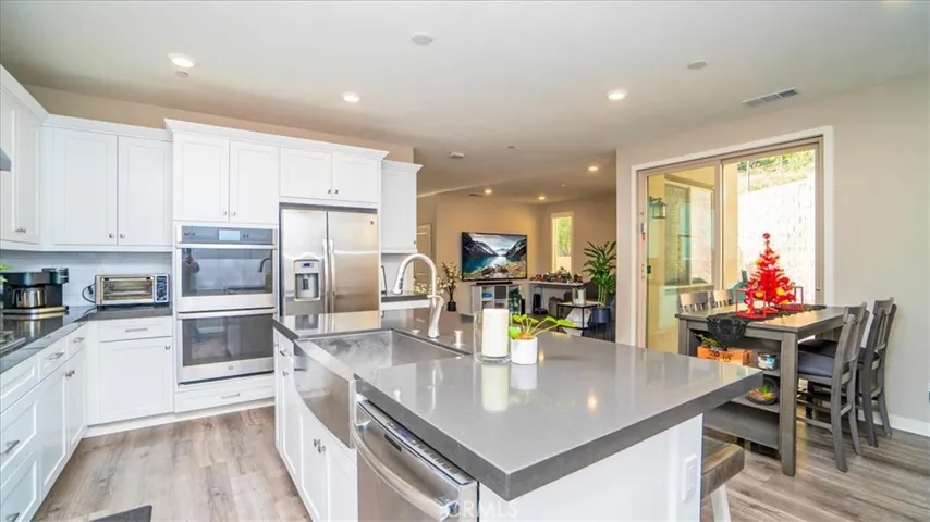 17 Silverado Court, Pomona, California 91766