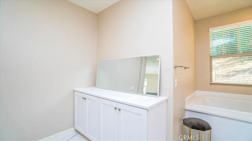 17 Silverado Court, Pomona, California 91766