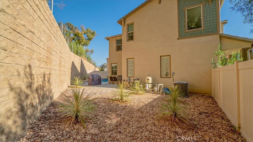 17 Silverado Court, Pomona, California 91766