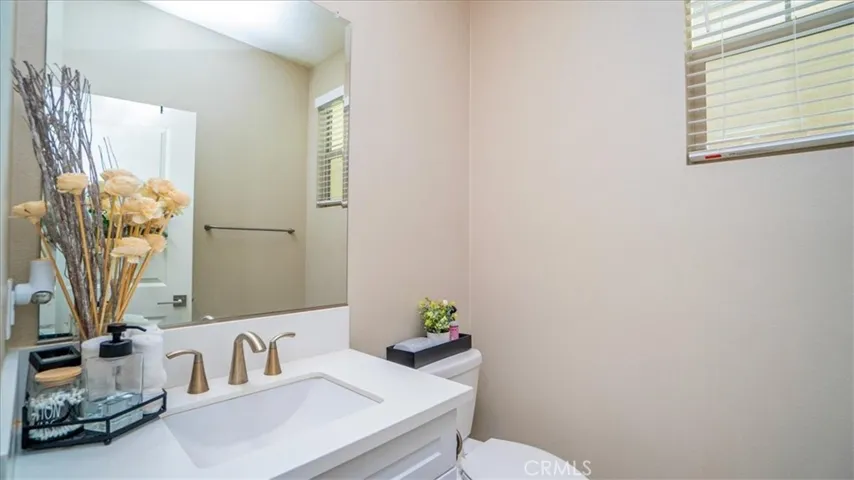 17 Silverado Court, Pomona, California 91766