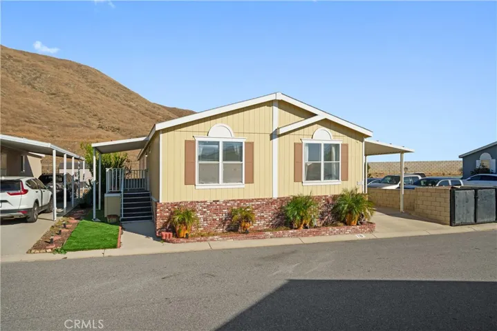 3700 Quartz Canyon Road 18, Riverside, California 92509