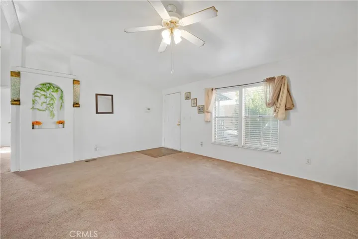 3700 Quartz Canyon Road 18, Riverside, California 92509
