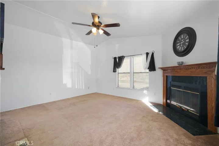 3700 Quartz Canyon Road 18, Riverside, California 92509