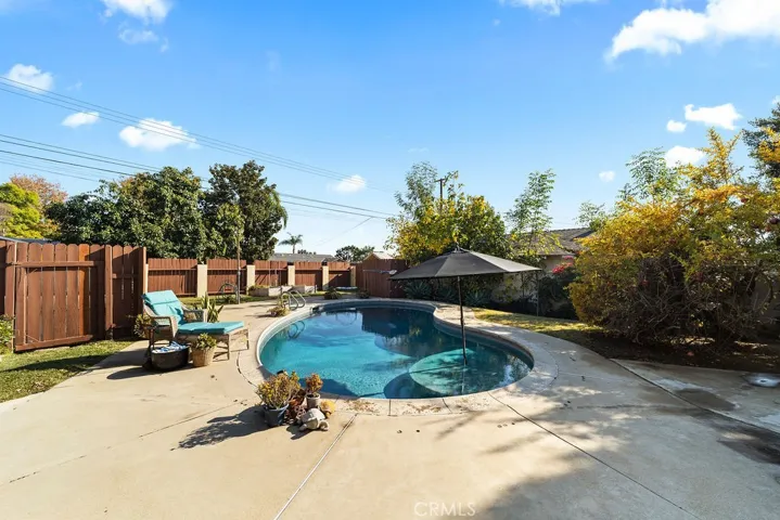 1452 N 1st Avenue, Upland, California 91786