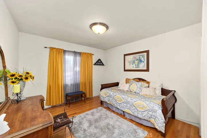 1452 N 1st Avenue, Upland, California 91786