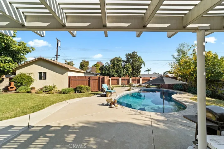 1452 N 1st Avenue, Upland, California 91786