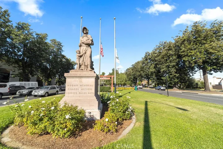 Euclid Avenue Monument