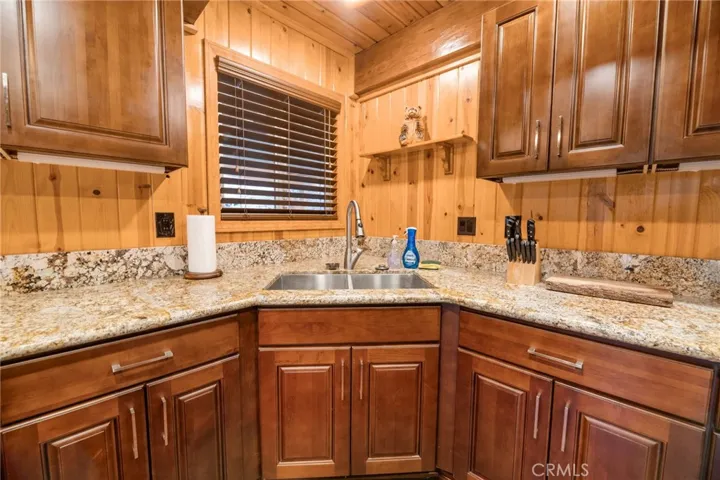 43433 Primrose Court, Big Bear Lake, California 92315