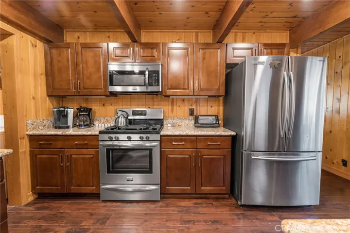 43433 Primrose Court, Big Bear Lake, California 92315
