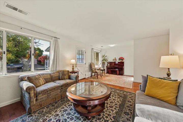 1134 Kentwood Avenue, Cupertino, California 95014
