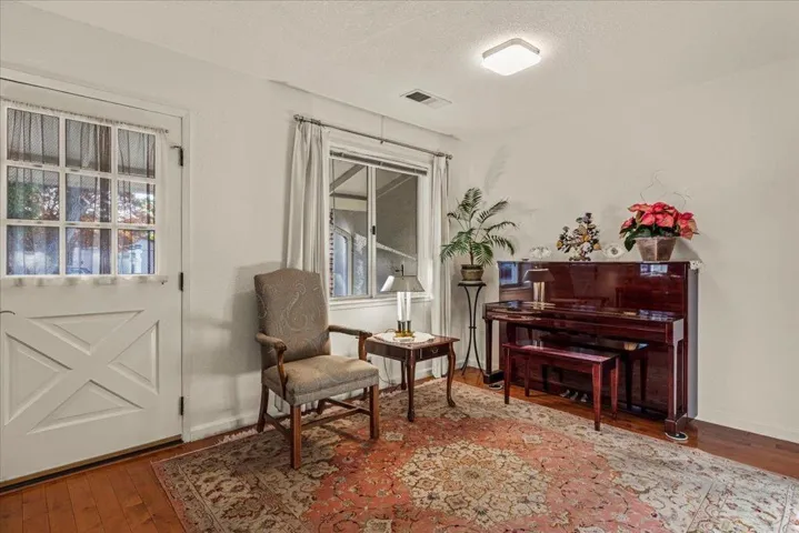 1134 Kentwood Avenue, Cupertino, California 95014