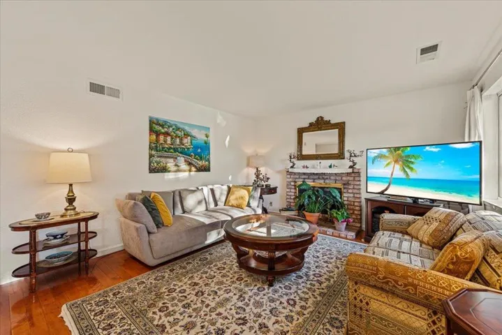 1134 Kentwood Avenue, Cupertino, California 95014