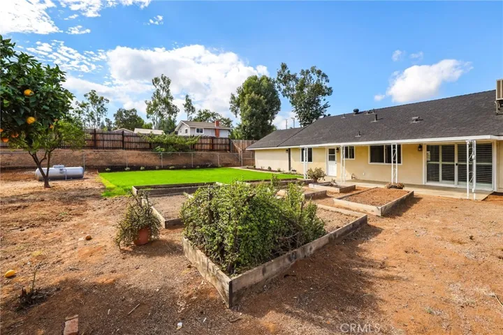 15120 Washington Street, Riverside, California 92506