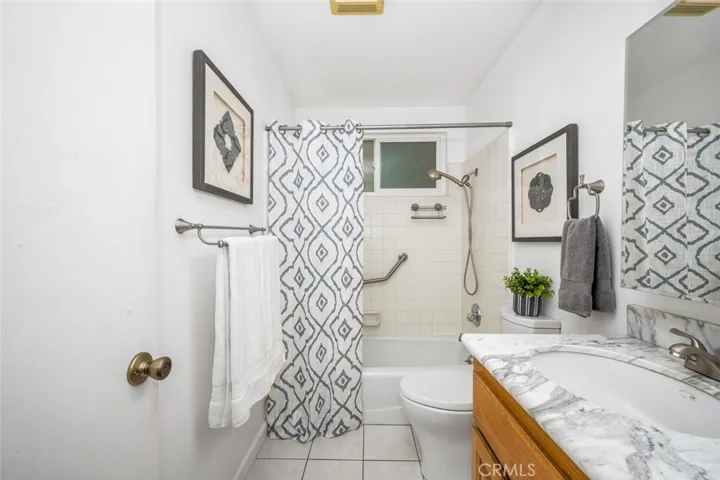3660 Monica Avenue, Long Beach, California 90808