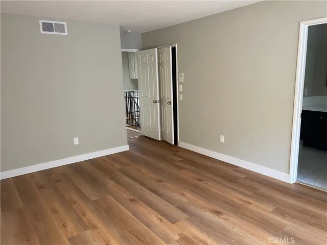 4315 Freedom Drive 5, Calabasas, California 91302