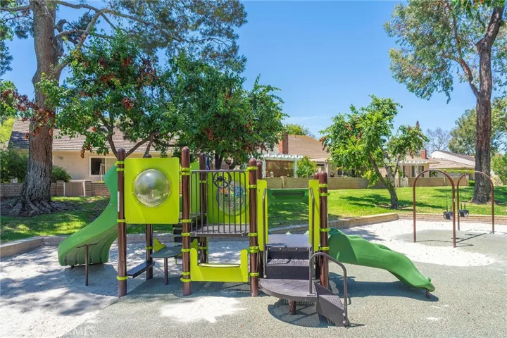 9 Cherry North, Irvine, California 92612