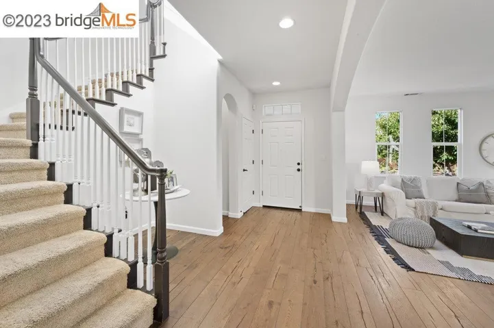 1015 Cottage Ln, Hercules, California 94547