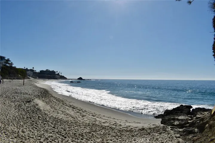143 Sunset Terrace B, Laguna Beach, California 92651